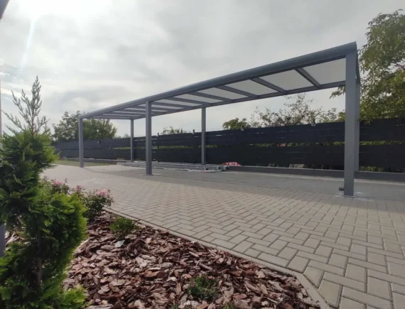 Alumínium autóbeálló építése oldalfalakkal