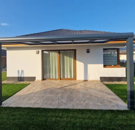 Modern terasztető építése és kivitelezése