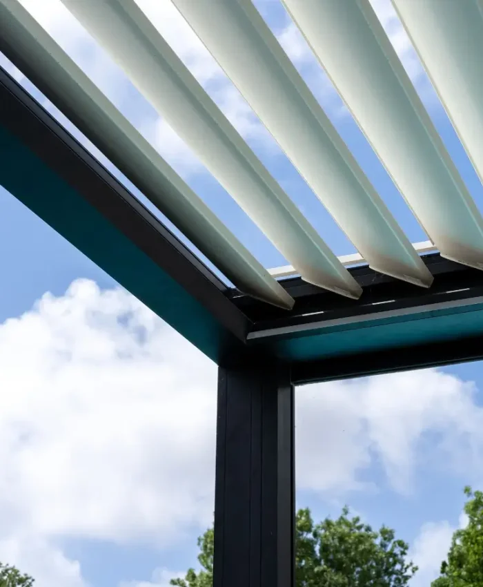 Alumínium bioklimatikus pergola építése